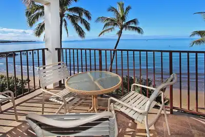 Image de Kbr # 410 - Unité 2 chambres / 2 salles de bain face à l'océan sur Sugar Beach!