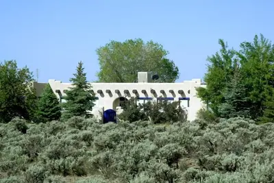 Image de Cour fermée de refroidissement par évaporation de composé de spa de composé de Chambre de Scrabble