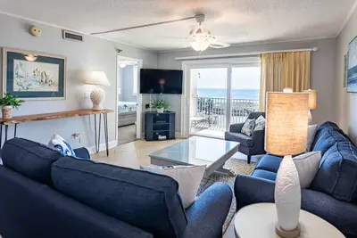 Image de Unité 409 - Récemment améliorée! Gold View East at Silver Rate Balcon privé