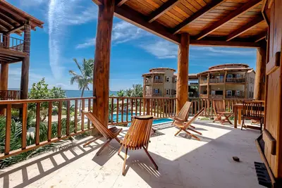 Image de Tarifs Spéciaux D'été! Luxe 3 Chambres en Bord de mer à la Maison