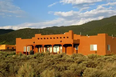 Image de Heathers Hacienda 3 360 Vues DEGRÉ Avec Coucher De Soleil Et ÉCLAIRAGES De La Ville, Hot Tub, Wifi,