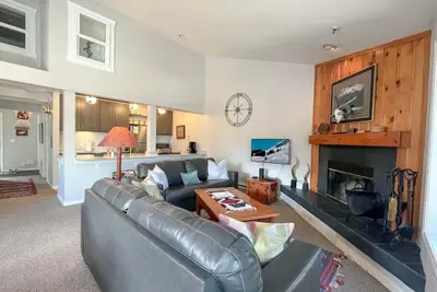 Image de 2. 5bd / 2ba Balsam Lodge A8: 2. 5 condominiums Br / 2 Ba à Wilson, pour 6 personnes