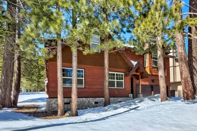 Upgrade Tahoe Chalet 4 Chambres / 3 Salles de bain