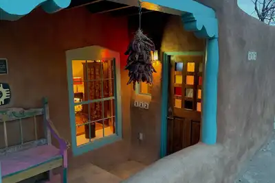 Image de Casa Carlos - À pied du bain à remous Authentique quartier historique Adobe Taos