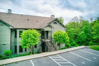 Image de Berkshires At Chetola - 3br / 3ba-Privilèges Resort Chetola -Walk To Blowing Rock
