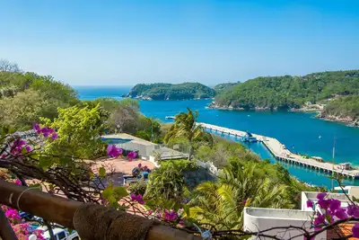 Image de Spectaculaire Ocean View Condo Minutes to Town - Cruz del Mar