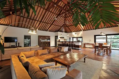 Image de Spacieuse villa de 4 chambres dans le Seminyak Prime