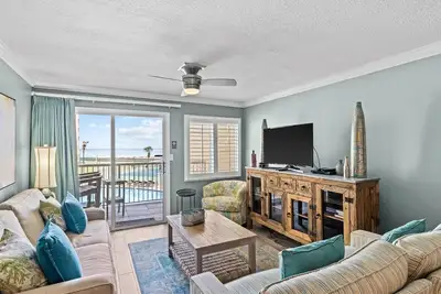 Image de Ne t'inquiète pas, plage heureuse! Condo sur la plage mis à jour (210)