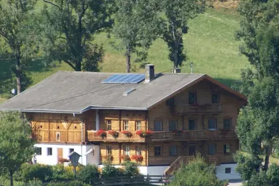 Image de \"Plankschneiderhof\" Une maison à la campagne pour vous seul!