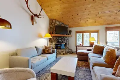 Image de 3bd / 3. 5ba Teton Pines Townhome 20: 3 Br / 3. 5 maisons de ville à Wilson, pour 8 personnes