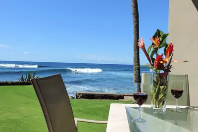 Image de Kuhio Shores 119 - Condo 2 chambres avec vue sur l'océan blanc avec A / C