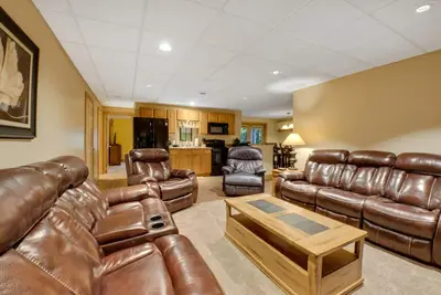 Image de 1br Disciples Village Condo - Près de Boyneland - Marche pour le ski / vie nocturne!