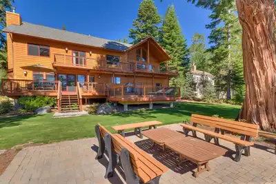 Image de Soleil levant: 4 chambres Br / 4 Ba quatre �� Tahoe City, 9 personnes