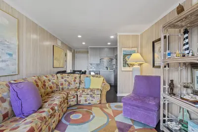 Image de Complexe Oceanfront Avec Piscines Et ACCÈS Facile À La Plage. Condo Mis À Jour