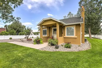 Image de Cozy Cottage de style ferme par Mighty 5 Ntl Parks