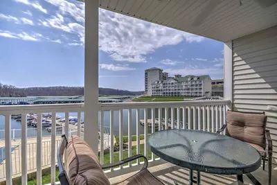 Image de Condo Osage Beach Lakefront w / Vues et 3 piscines!