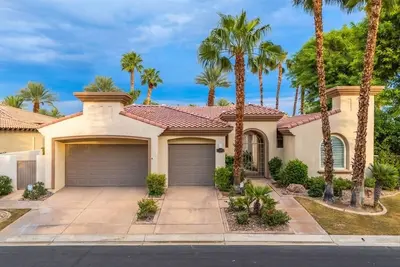 Image de Belle maison de piscine sur le célèbre parcours Pga West Lq175