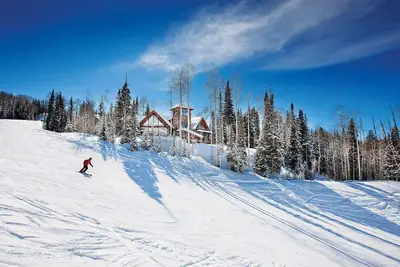 Image de Alpen Ridge - Un luxe total vous attend dans ce domaine magnifiquement aménagé à Slopeside!