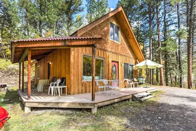 Image de «Cabine Hideaway en marbre» avec vues sur la terrasse, le grill et la montagne!