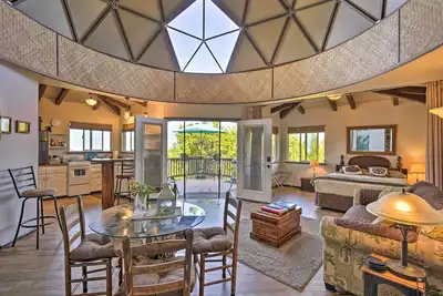 Image de Miloli'i Cottage w / patio meublé et vue sur l'océan!