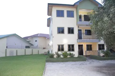 Image de Appartements de luxe 2 et 3 chambres dans un quartier résidentiel calme d'Accra.