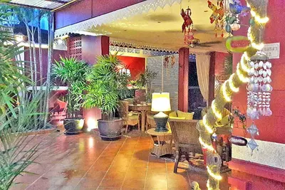 Image de Incroyable maison de style thaïlandais dans une ambiance tropicale, 3 chambres à coucher et jusqu'à 9 personnes