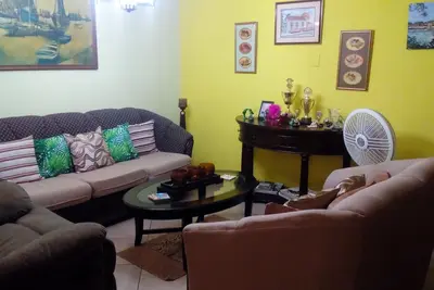 Image de L'Illier's est une «maison loin de chez soi». Une escapade de style caribéen