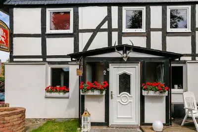 Image de La maison de coach historique attend avec impatience ses amis à deux et à quatre pattes