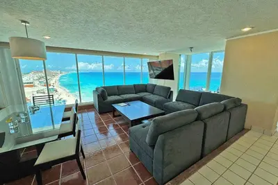 Image de par Tim M - Penthouse # 3000 - Entouré par Awesome Ocean Views! Panoramique!