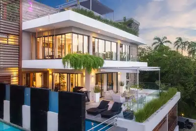 Image de 5 * Beachview Penthouse W / Rooftop Terrace & Jacuzzi