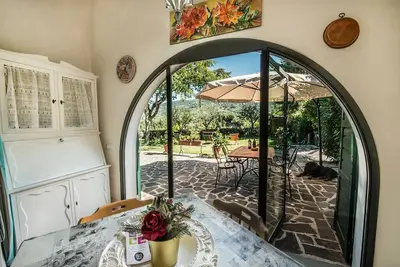 Image de Villa Belvedere - Une oasis de détente entre la nature et le village parmi les plus belles