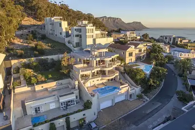 Image de Villa Kali - Le Cap - Bantry Bay - Vue imprenable sur l'océan, piscine, WiFi gratuit