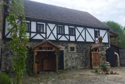 Image de Appartement isolé au-dessus des écuries dans une maison de moulin historique