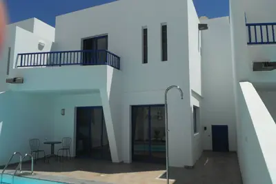 Image de Villa dans la Marina Rubicon, Playa Blanca Lanzarote. Emplacement merveilleux