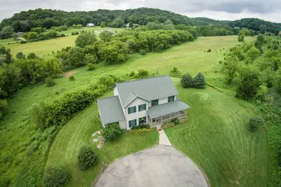 Image de ~ 2 acres w / bain à remous extérieur, table de billard, salle d'exercice, près du centre équestre ~