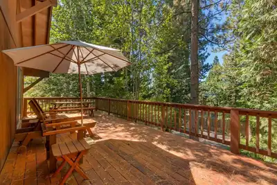 Image de Club de 151 Spacieux 5 Br Dollar Point Accueil w / bain à remous. 12 personnes et plus Chiens Ok