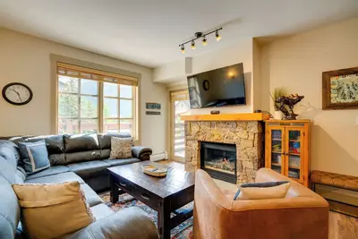 Image de Copper Mtn Condo dans le centre du village avec ascenseurs et boutiques