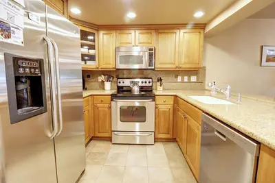 Image de Cm236 Super Ski in / Ski out Condo, très spacieux