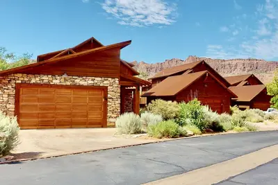 Image de Superbes vues sur la Moab Rim, luxueuse maison indépendante près du terrain de golf