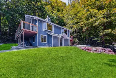 Image de Magnifique chalet avec vue sur la montagne, près de la télécabine et de la nature - à pied des pistes de ski!