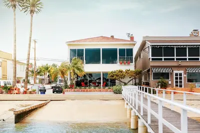 Image de Meilleur Balboa Island Bayfront - 2 Salons-ACCÈS Au Quai - 2 Voitures De Garage-Patio