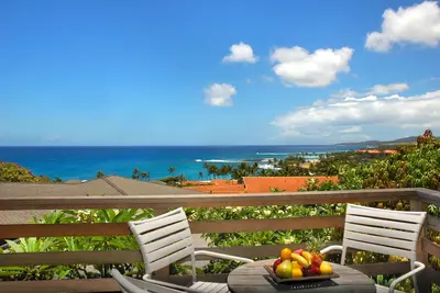 Image de Incroyable Vues Hale - 270 degrés de superbes vues de 2 histoire Poipu Beach House