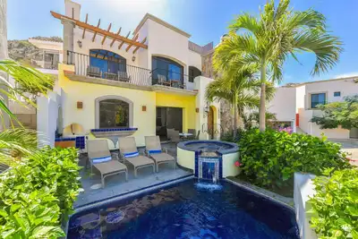 Image de Villa de Tres Hermanas - À pied du centre-ville de Cabo San Lucas et de la marina