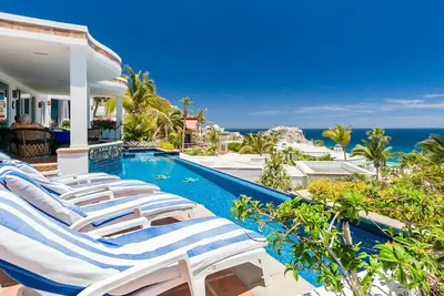 Image de Villa Fiesta - Confort, style et super vue sur l'océan dans cette villa de Cabo