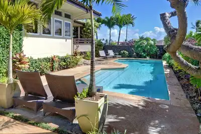 Image de Hale Maluhia: Custom Premier Ac Home à quelques pas de la plage de Shipwreck!