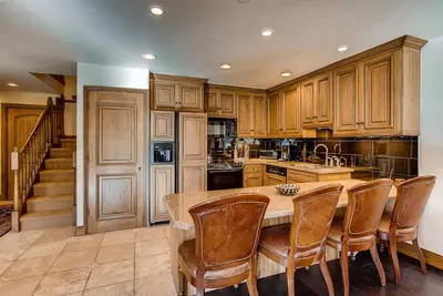 Image de Penthouse de luxe avec un décor unique et une vue imprenable sur la montagne | Westwind 404