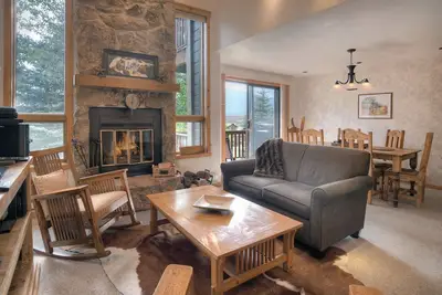 Image de Awesome Views - Piscine chauffée - Ski Navette gratuite - 4e nuit gratuite