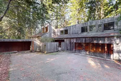 Image de lodge forestier Charme w / Spa privatif, sauna et cheminée! accès à la piscine à partager!