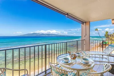 Image de Aloha Condos, Condos et Resort Nohonani, Condo 305, En bord de mer