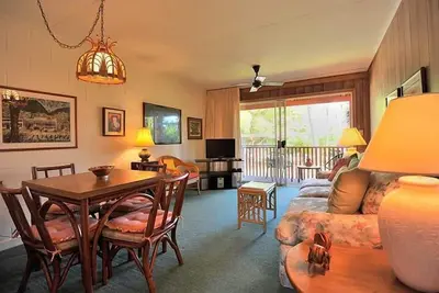 Image de Voir Maui sur un budget. Séjournez à Honokowai Palms, en face de l'océan!